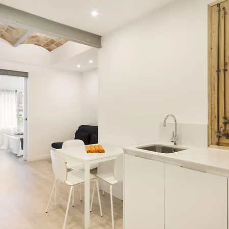 Bcnstop Sagrada Familia Aparthotel 4*