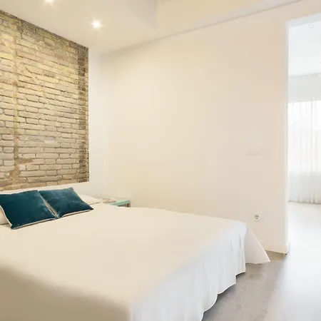 Bcnstop Sagrada Familia Aparthotel 4*