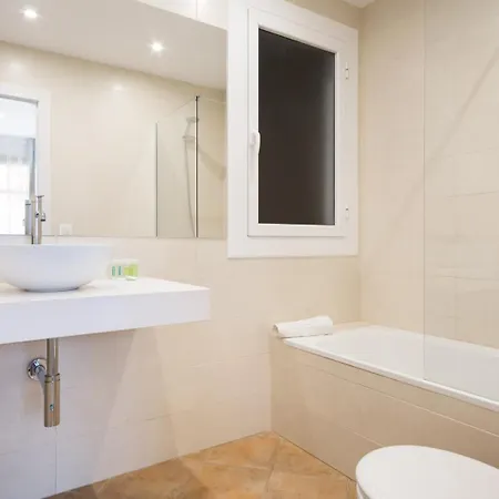 Hotel apartamentowy Bcnstop Sagrada Familia 4*