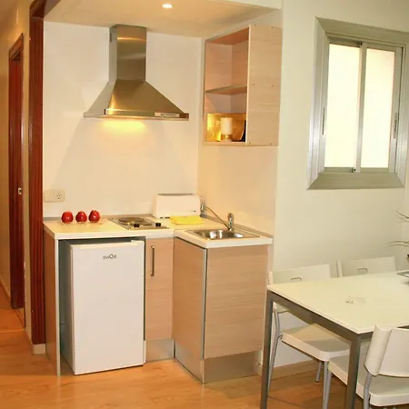 Bcnstop Sagrada Familia 4*