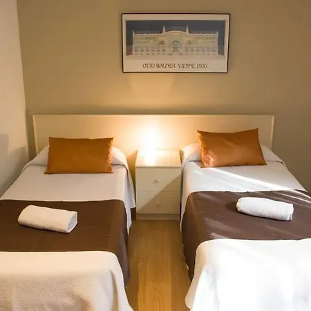 Bcnstop Sagrada Familia Aparthotel 3*