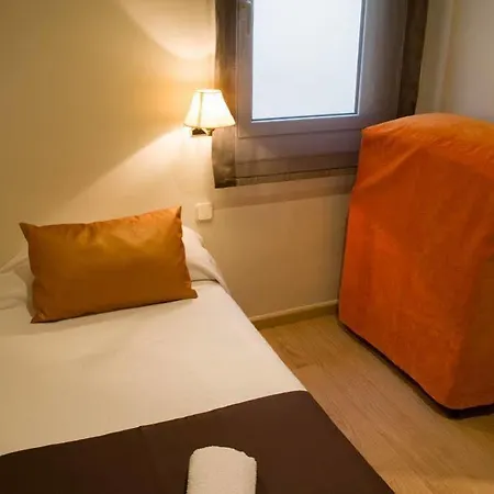 Aparthotel Bcnstop Sagrada Familia Barcelona